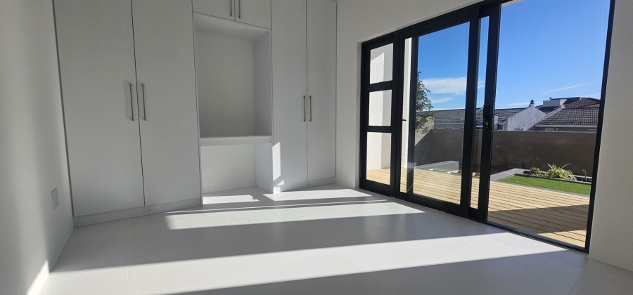 3 Bedroom Property for Sale in Myburgh Park Western Cape